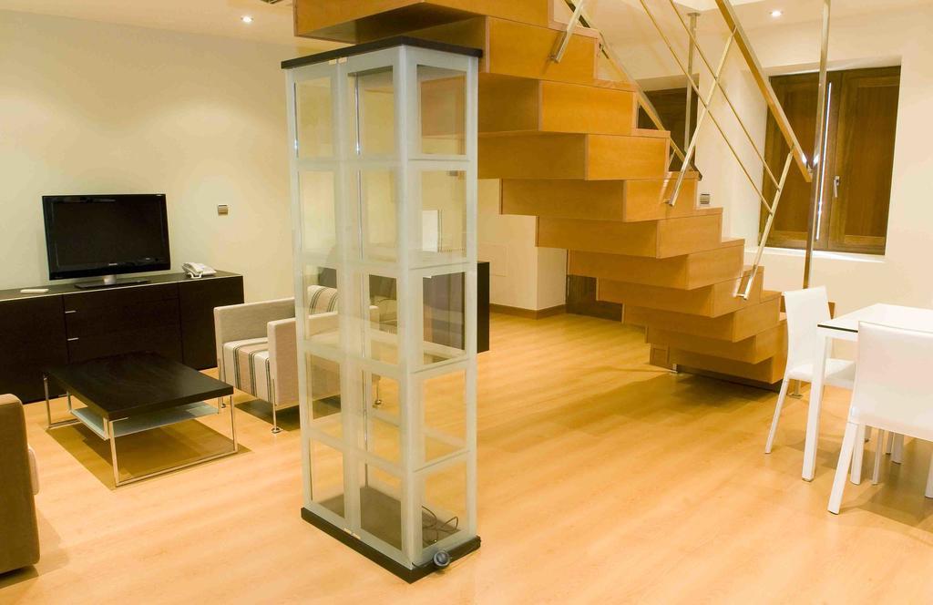 Burgo Apartamentos Maria Luisa מראה חיצוני תמונה