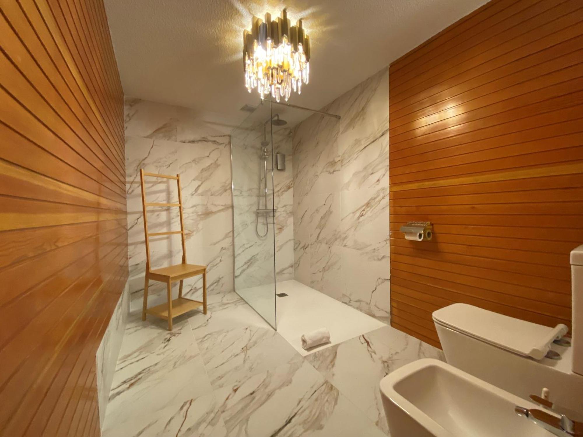 Burgo Apartamentos Maria Luisa מראה חיצוני תמונה